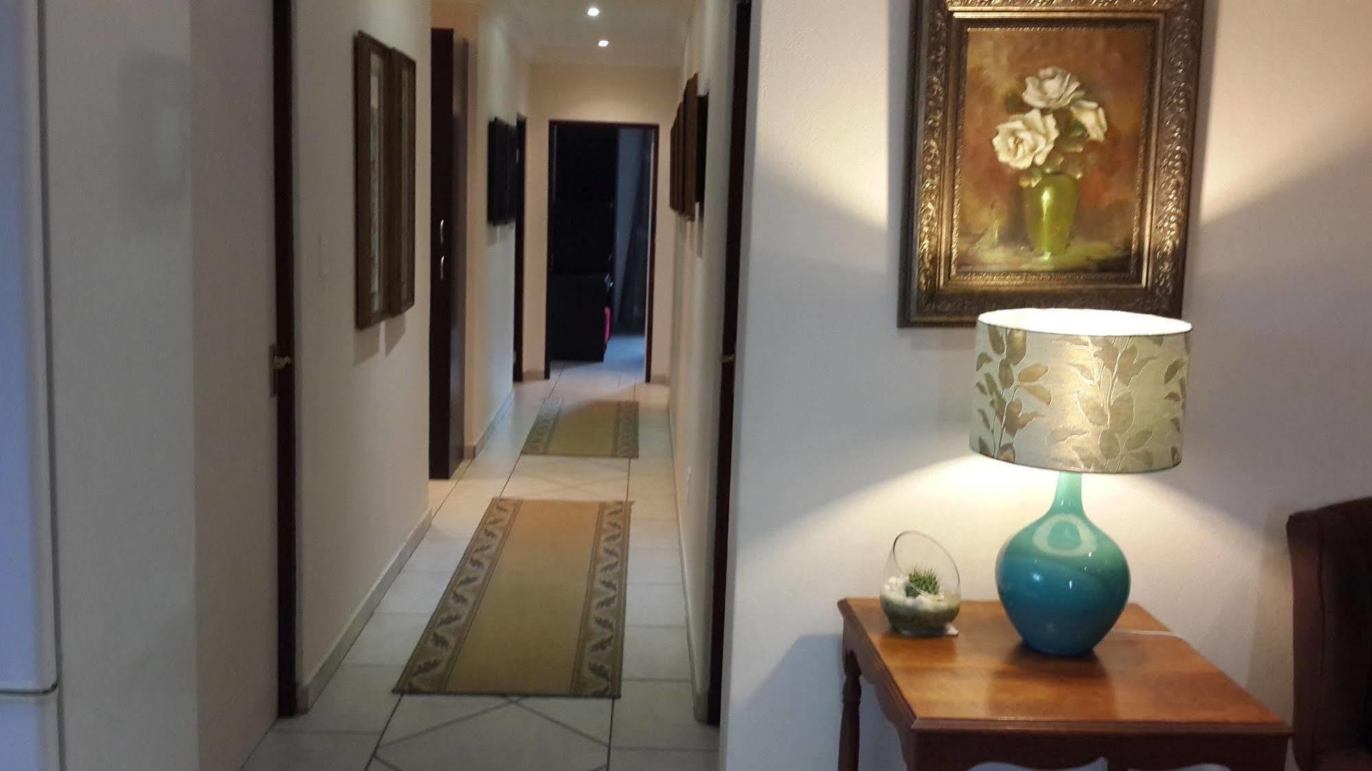Magaliqua Guest House Noordheuwel Zewnętrze zdjęcie