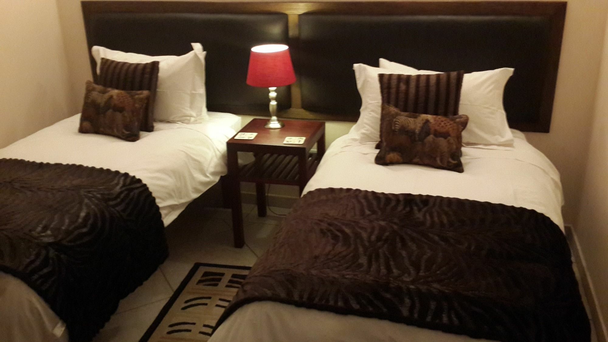 Magaliqua Guest House Noordheuwel Zewnętrze zdjęcie