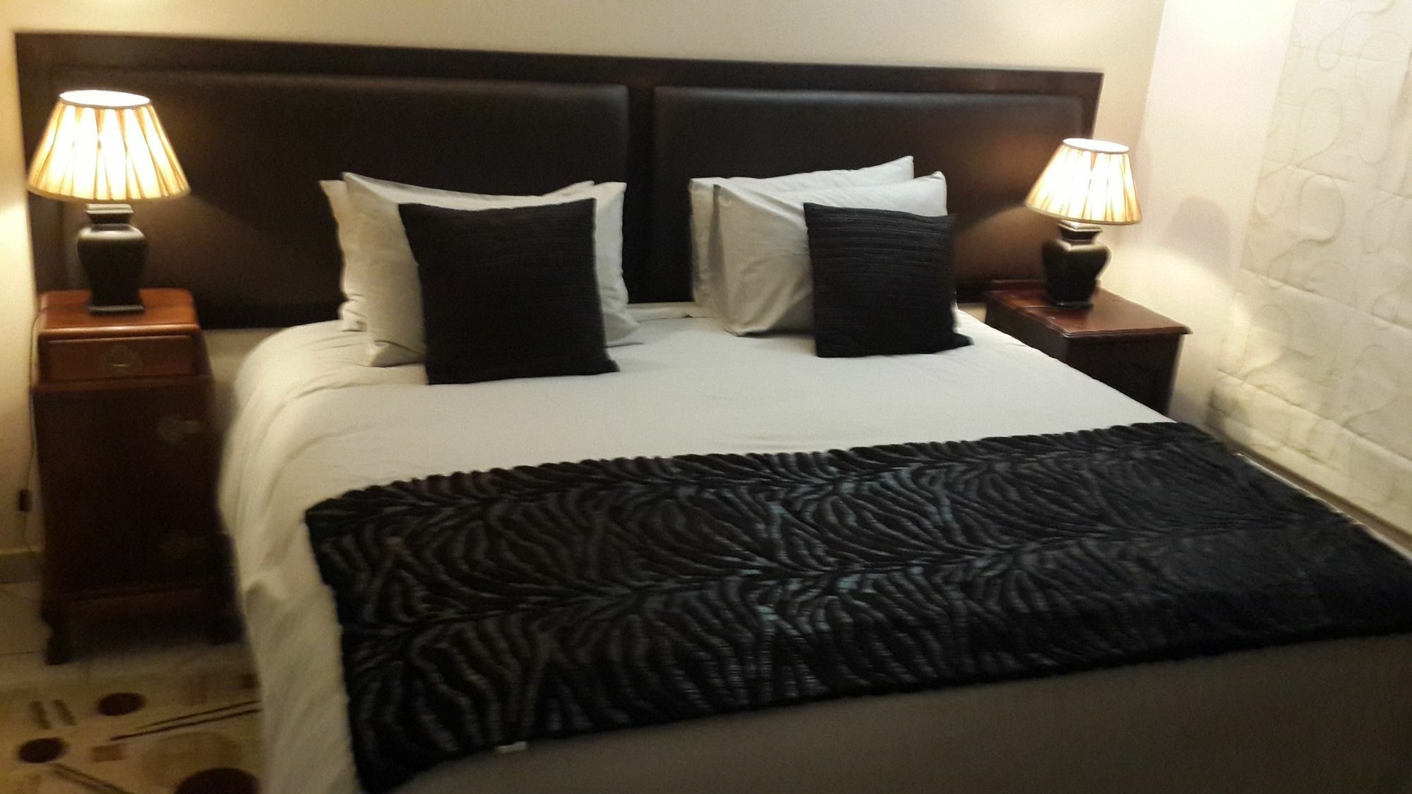 Magaliqua Guest House Noordheuwel Zewnętrze zdjęcie